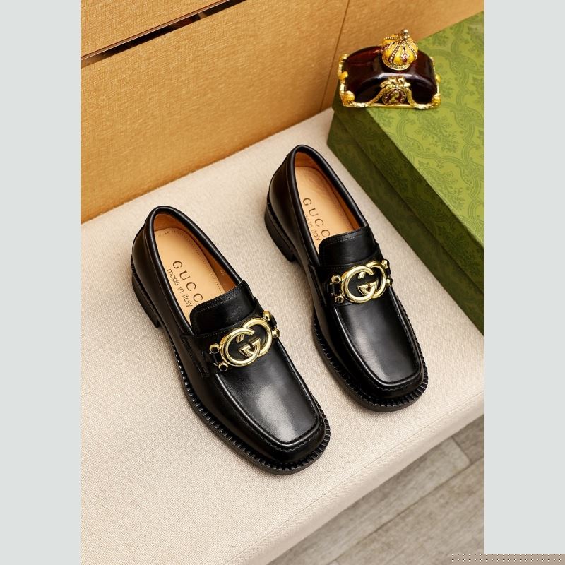 G*u*i leather shoes